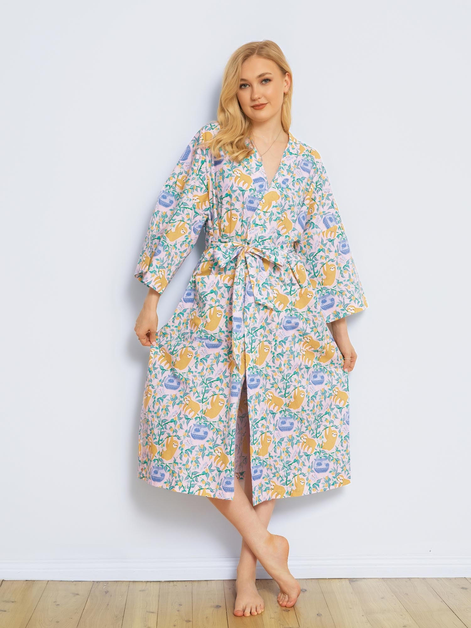 Women's Lazy Orchard cotton poplin robe – view 2