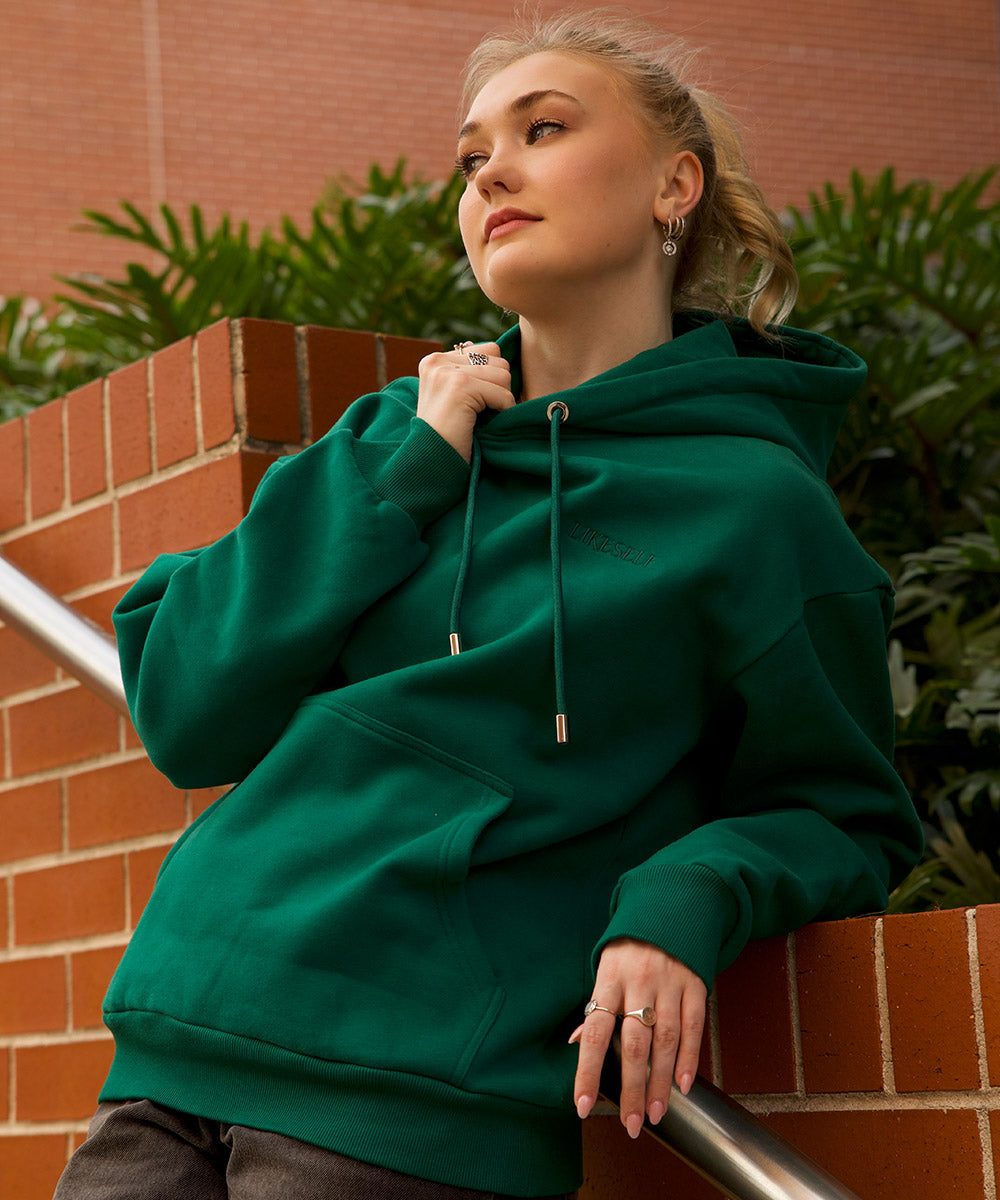 The Timeless Comfort of Robes and Hoodies for Home Relaxation